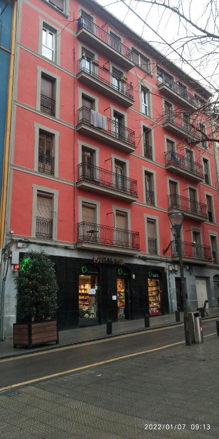 Apartamento Apartamento Zabala conoce Bilbao desde dentro Exterior foto